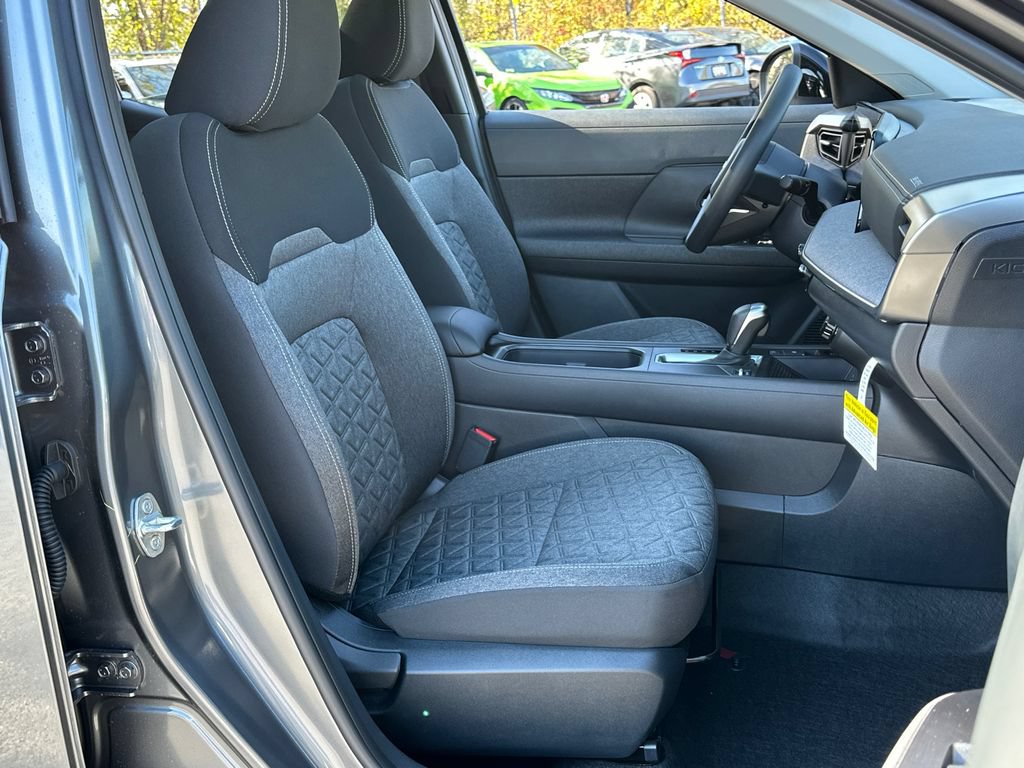 New 2026 Nissan Kicks SV w/ SV Premium Package AWD/4WD image 20