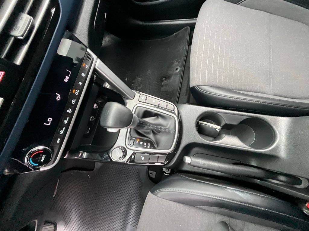Used 2023 Kia Seltos S w/ Navigation Package image 16