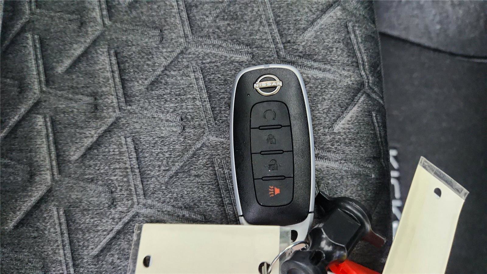 New 2026 Nissan Kicks SV w/ SV Premium Package image 28