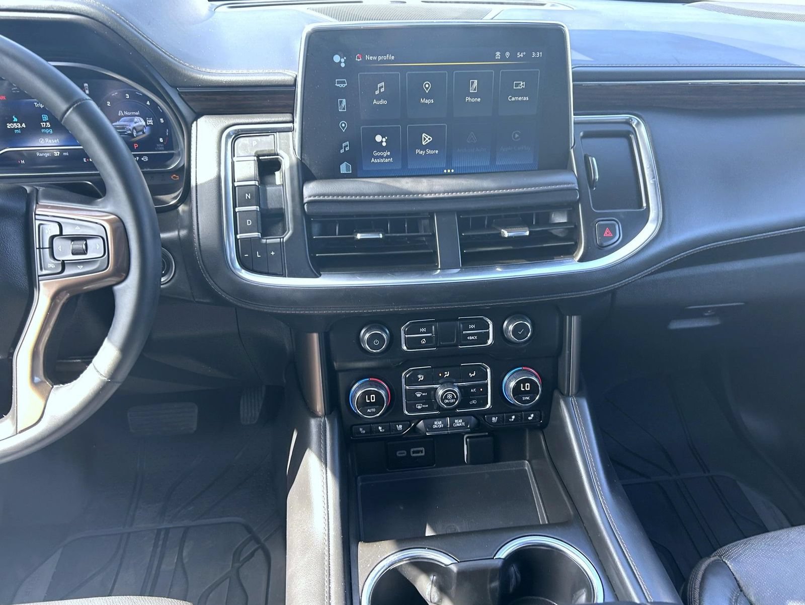 Used 2024 Chevrolet Tahoe High Country AWD/4WD image 12