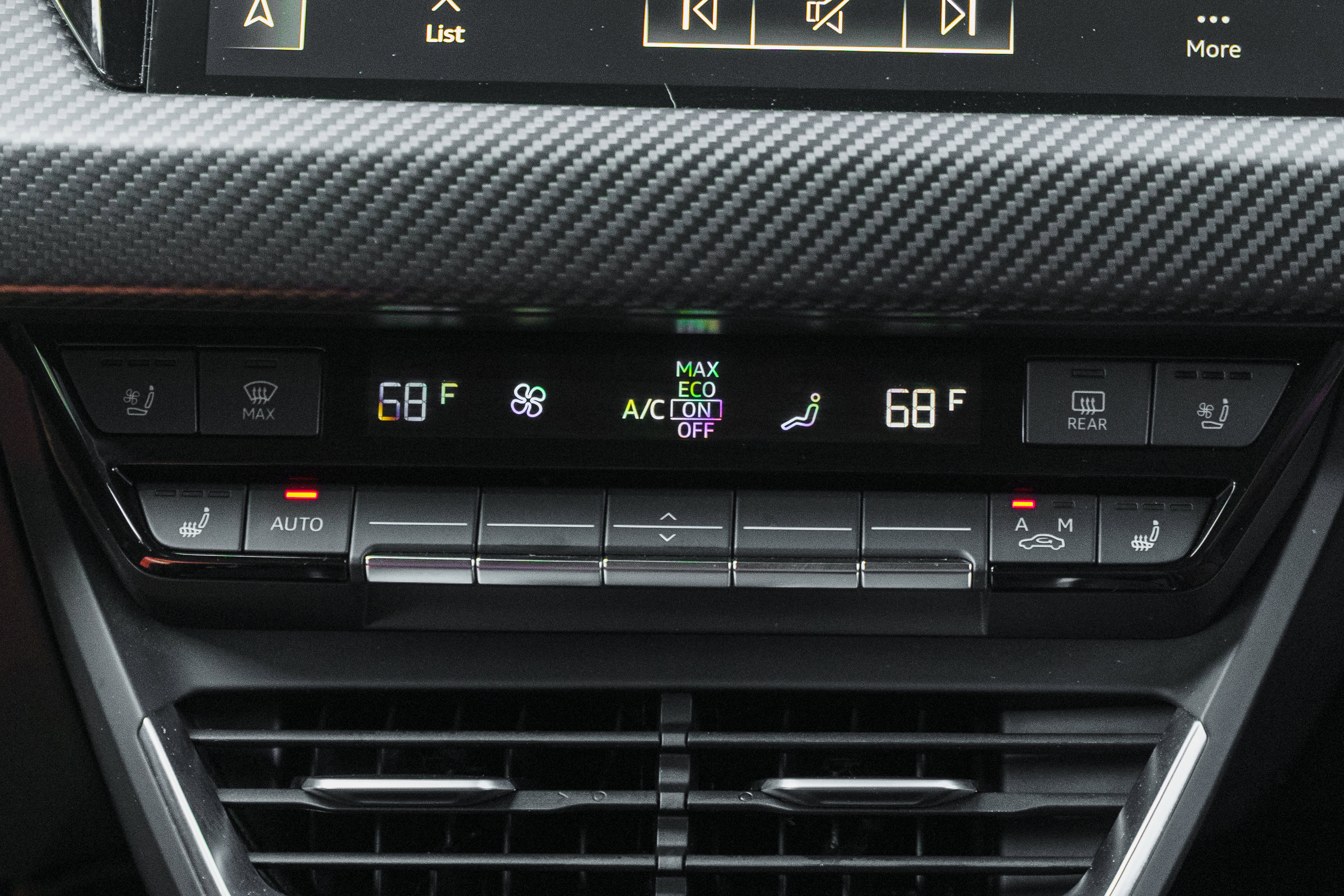 Certified 2023 Audi RS e-tron GT w/ Carbon Performance Package AWD/4WD image 12