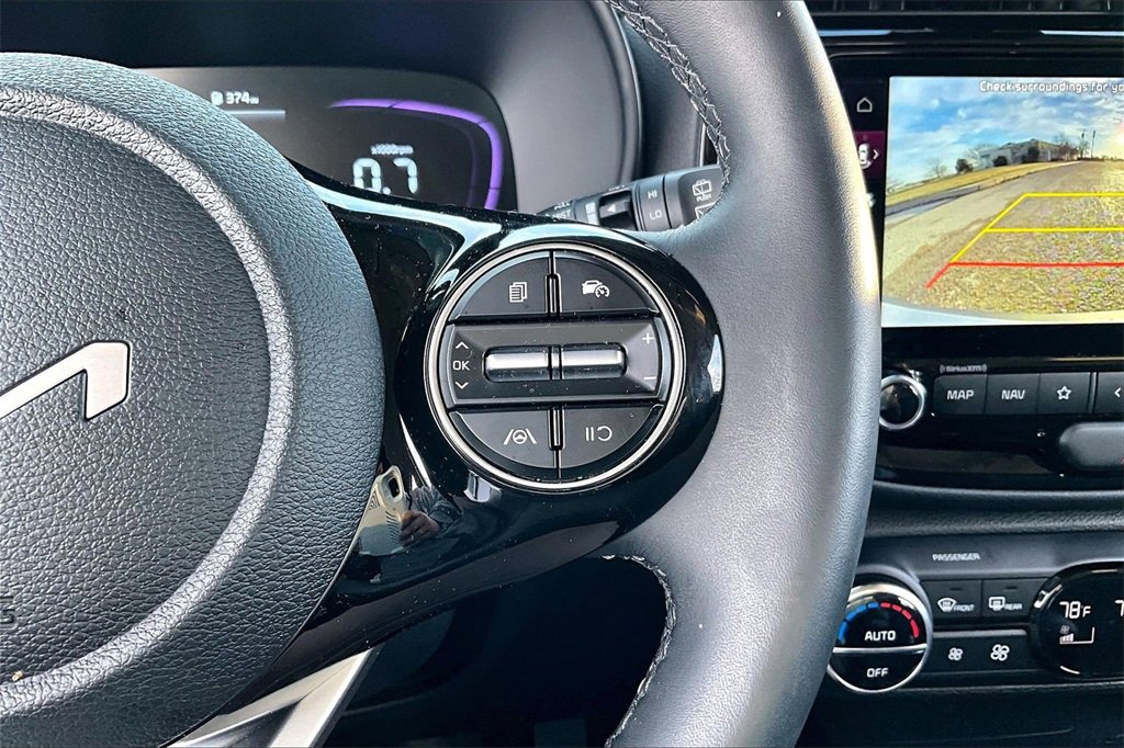Certified 2025 Kia Soul EX image 21