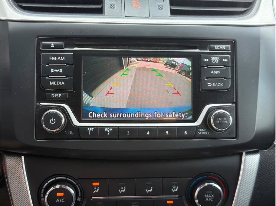 Used 2015 Nissan Sentra SR FWD image 18