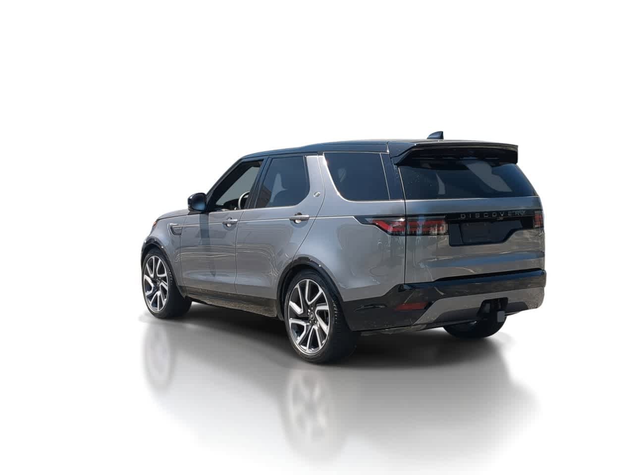 Used 2025 Land Rover Discovery Dynamic SE AWD/4WD image 6