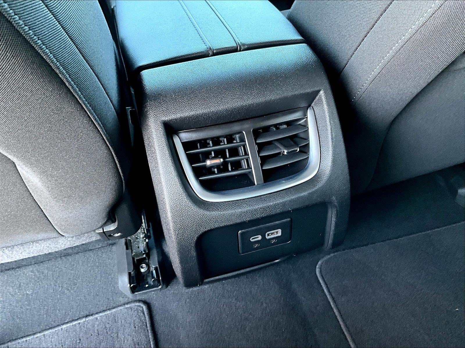 Used 2022 Chevrolet Blazer LT FWD image 10