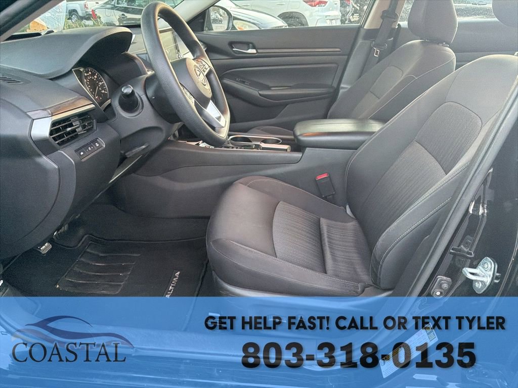 Used 2024 Nissan Altima 2.5 SV image 14