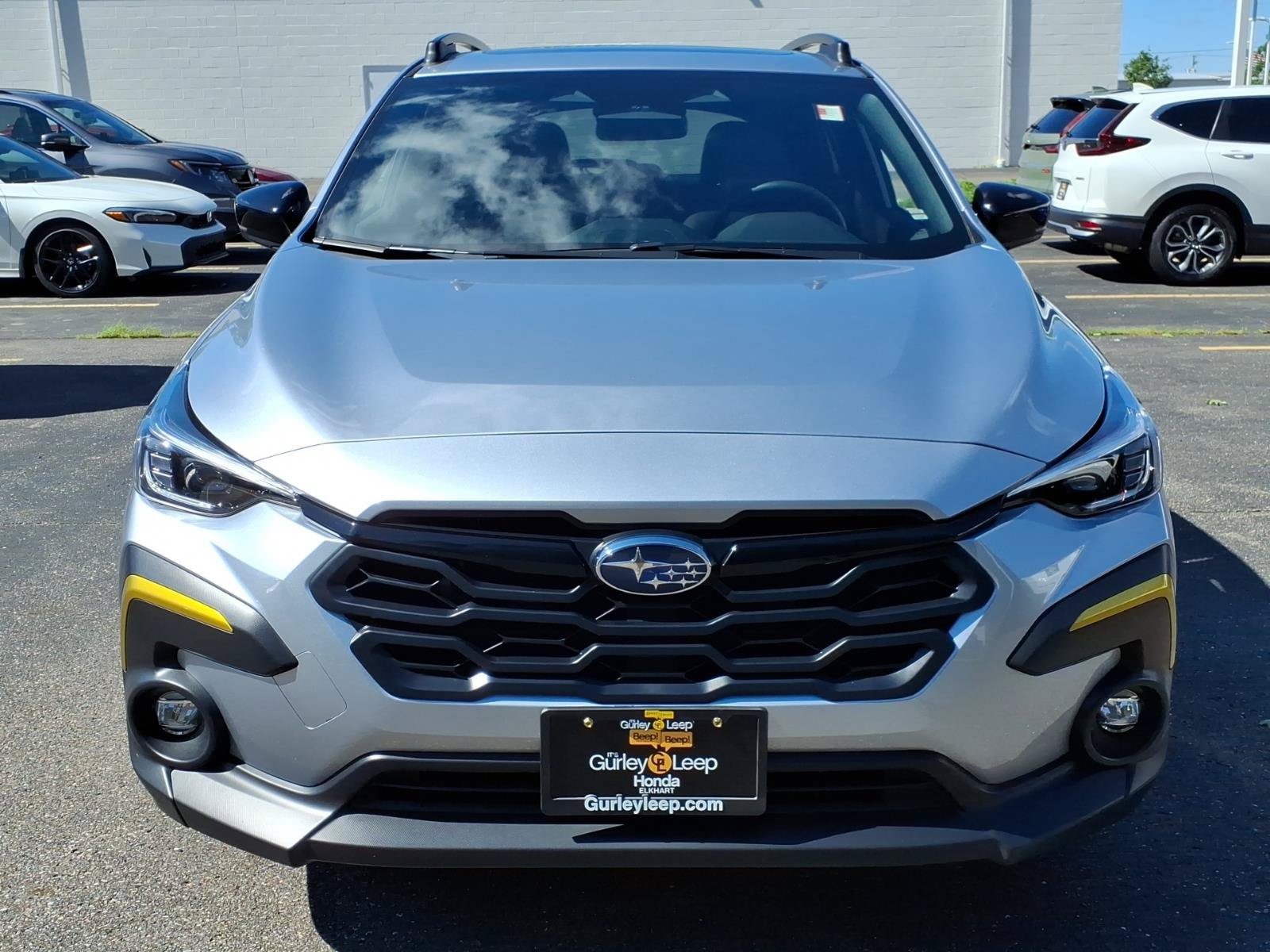 Used 2025 Subaru Crosstrek 2.5i Sport AWD/4WD image 2
