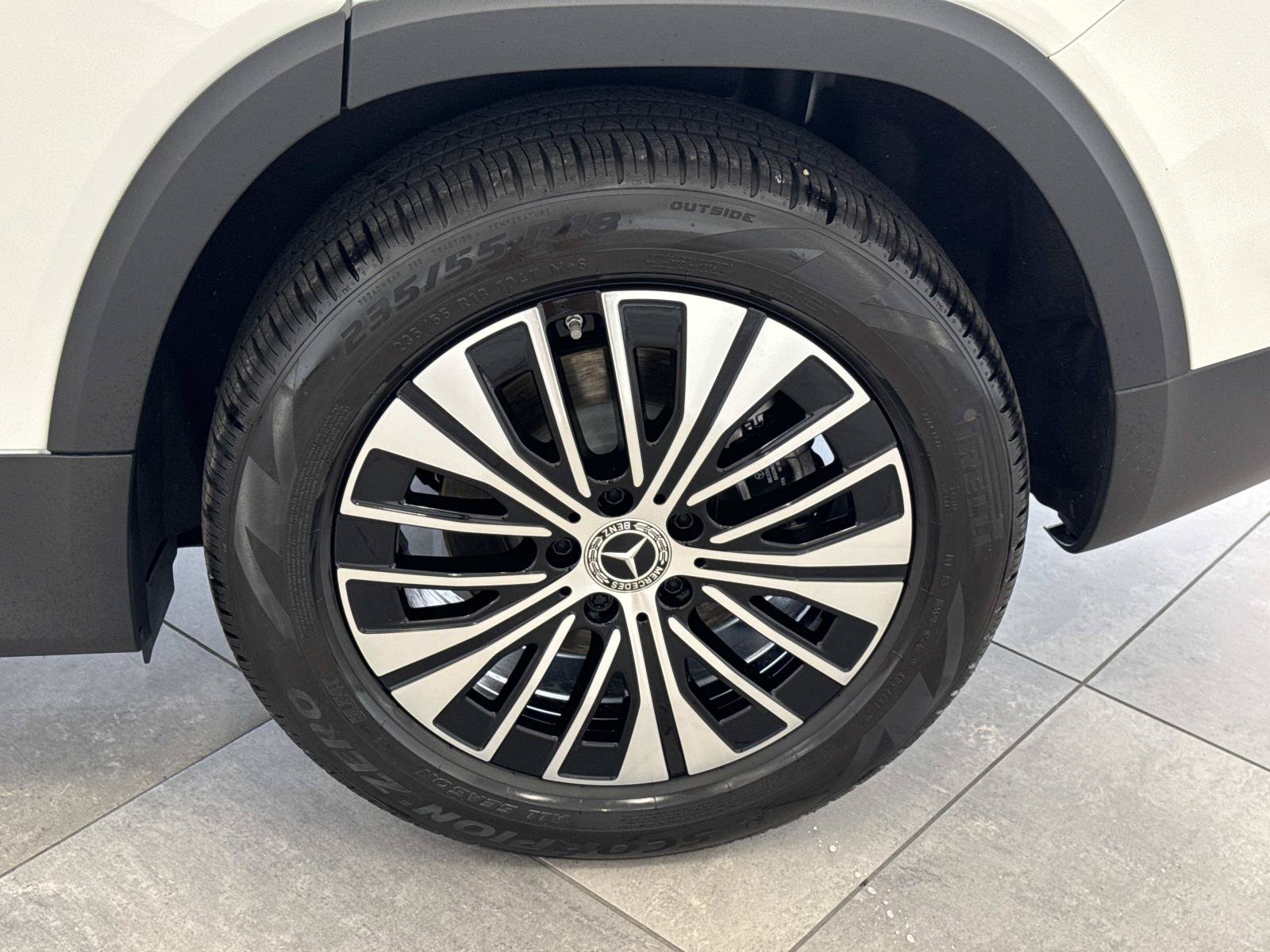 Certified 2025 Mercedes-Benz EQB 300 4MATIC image 9