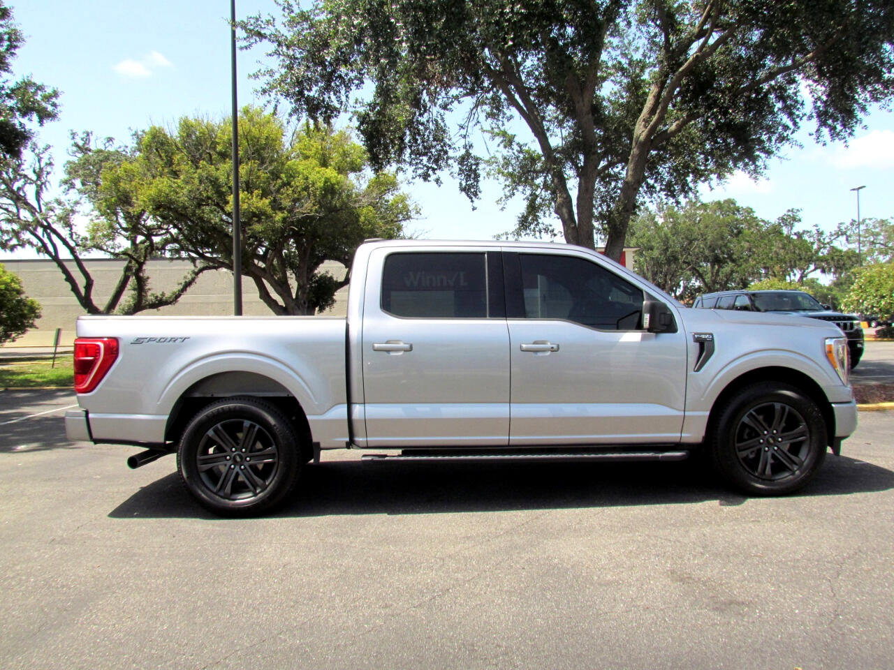 Used 2021 Ford F150 XLT w/ Equipment Group 302A High image 10