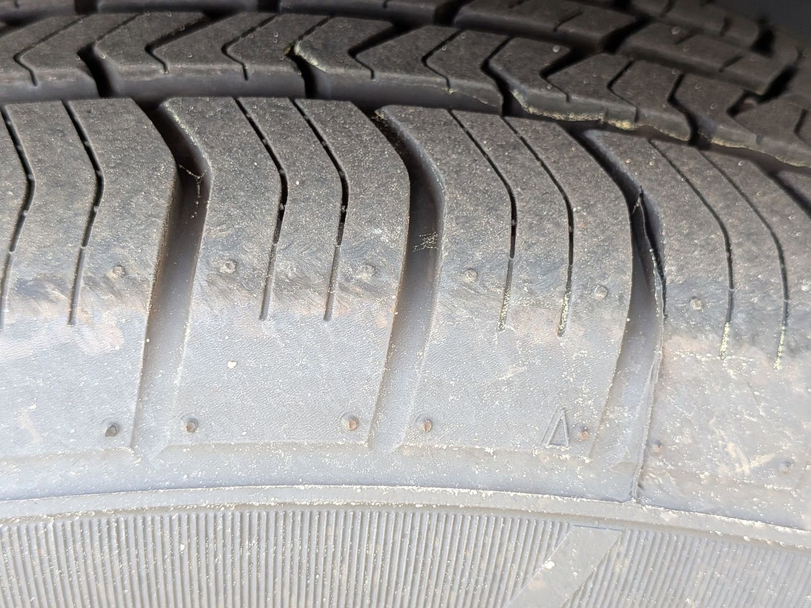 Used 2019 INFINITI QX50 Essential w/ Premium Heat Package image 11