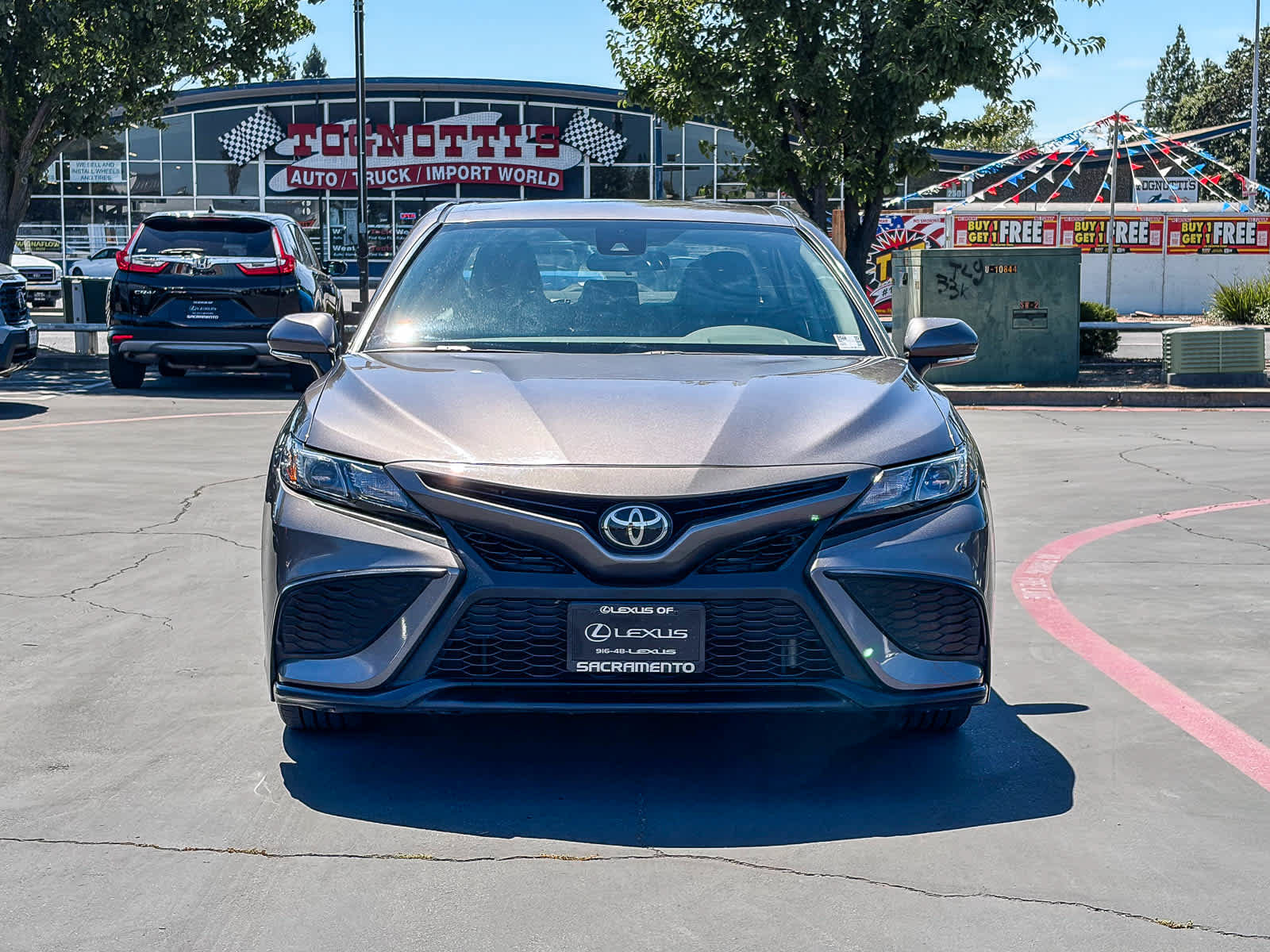 Used 2024 Toyota Camry SE FWD image 6