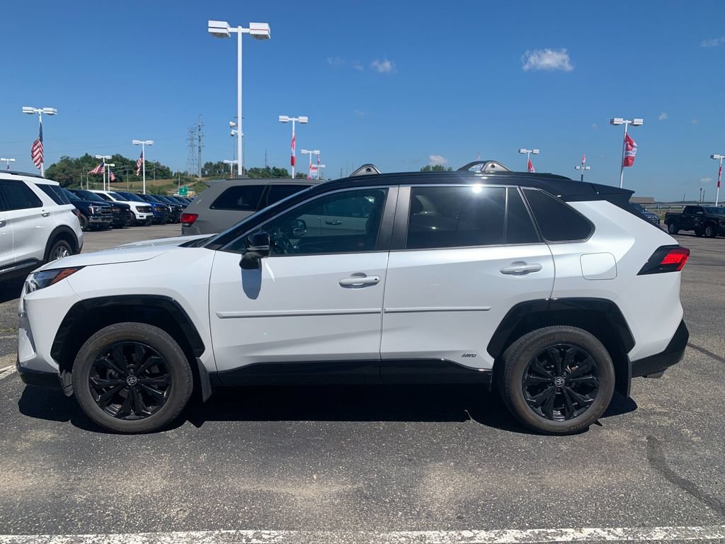Used 2024 Toyota RAV4 XSE w/ Advanced Technology Package AWD/4WD image 5