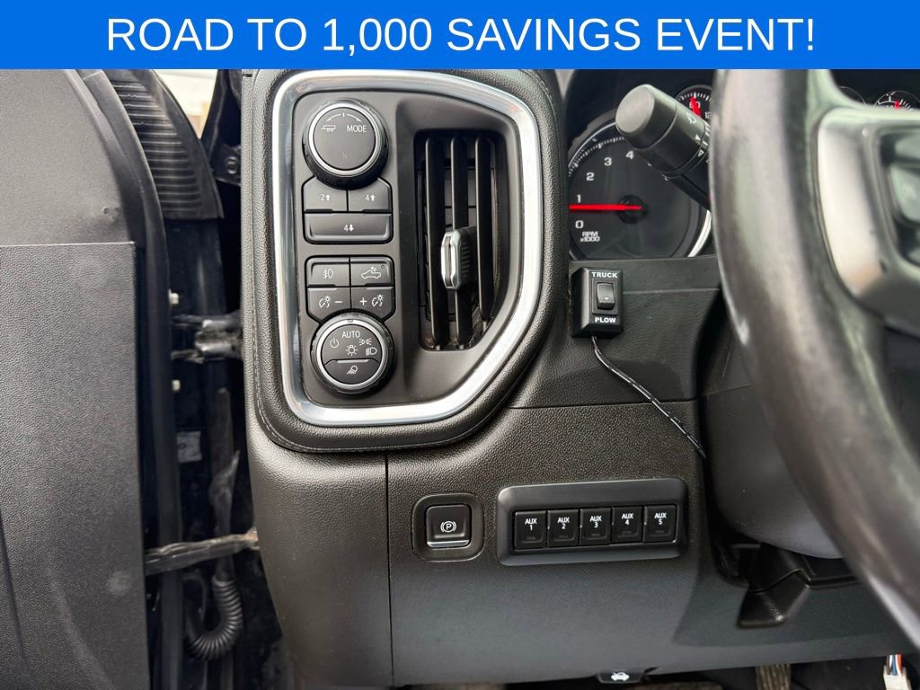 Used 2021 Chevrolet Silverado 3500 LT w/ Convenience Package image 15