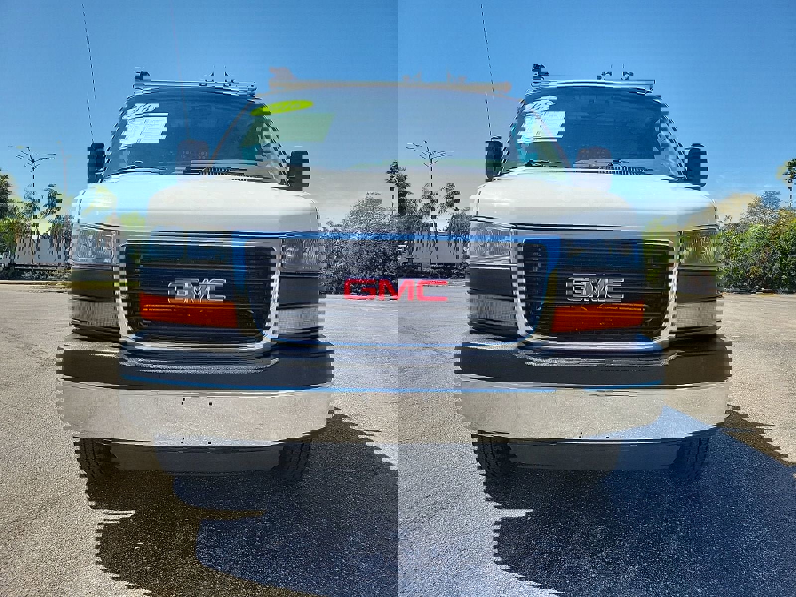 Used 2016 GMC Savana 2500 image 3