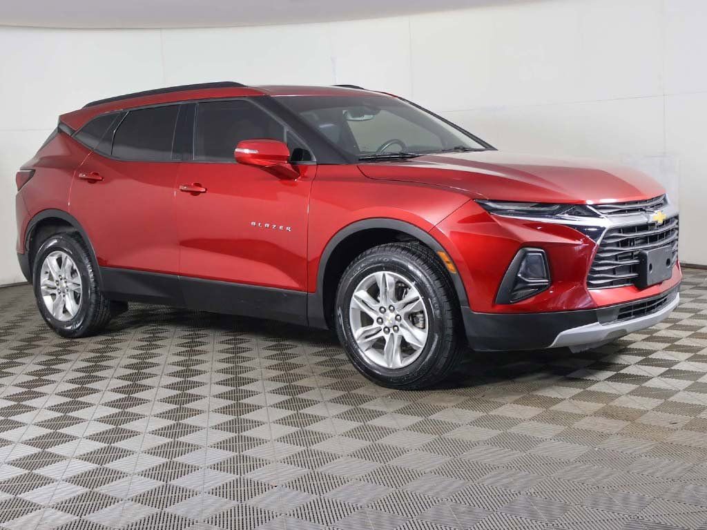 Used 2021 Chevrolet Blazer LT image 2
