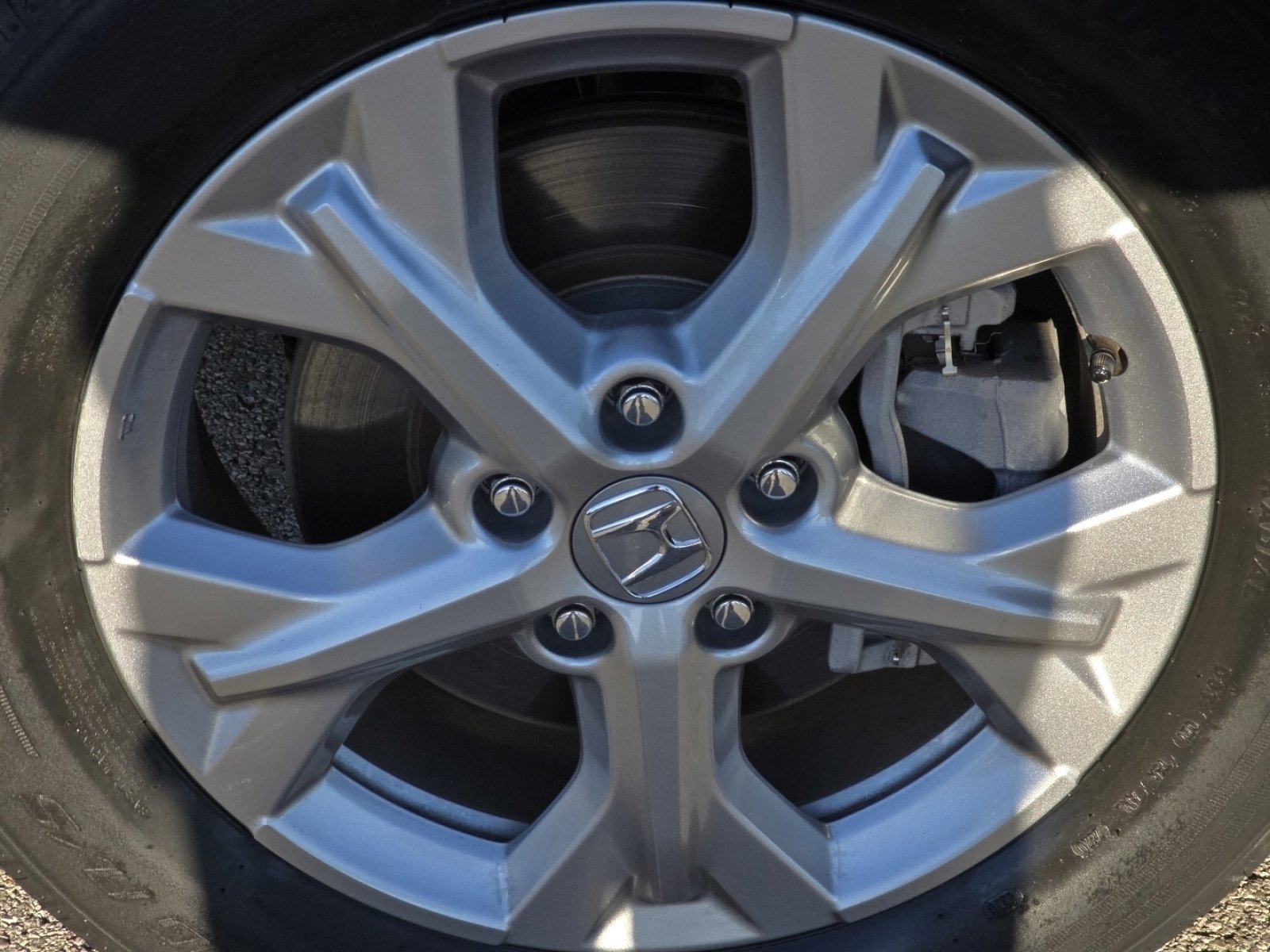 Used 2025 Honda HR-V LX image 14