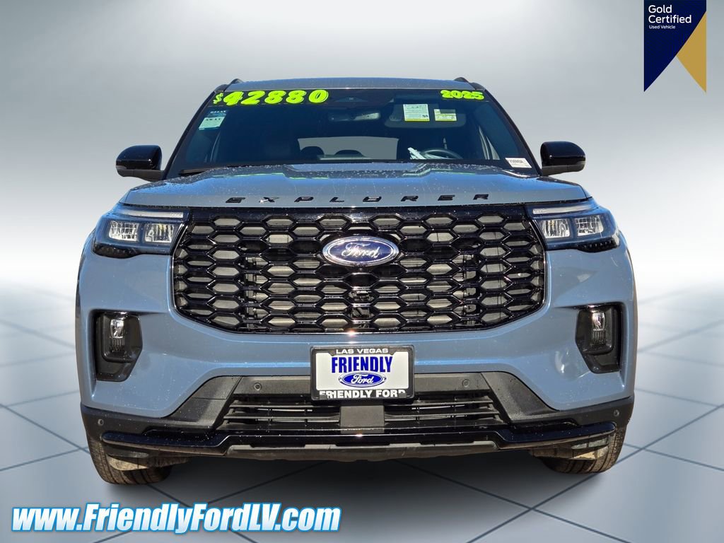 Certified 2025 Ford Explorer ST-Line w/ Premium Package image 6