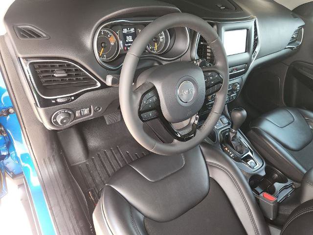 Used 2020 Jeep Cherokee Latitude Plus FWD image 11