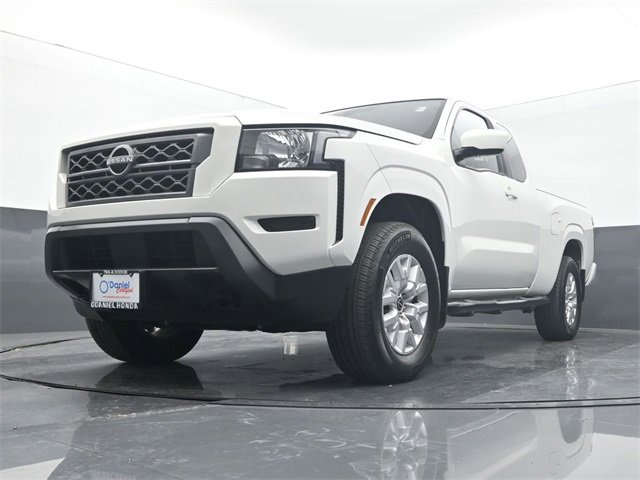 Used 2023 Nissan Frontier SV w/ Technology Package image 8