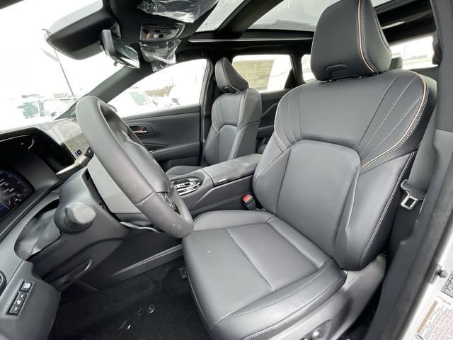 New 2025 Toyota Crown Signia image 14