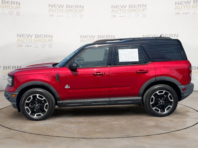 Used 2021 Ford Bronco Sport Outer Banks w/ Outer Banks Package image 2