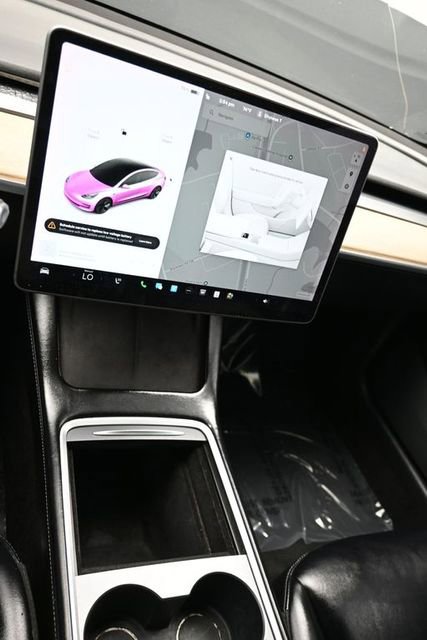 Used 2021 Tesla Model 3 Standard Range Plus image 14