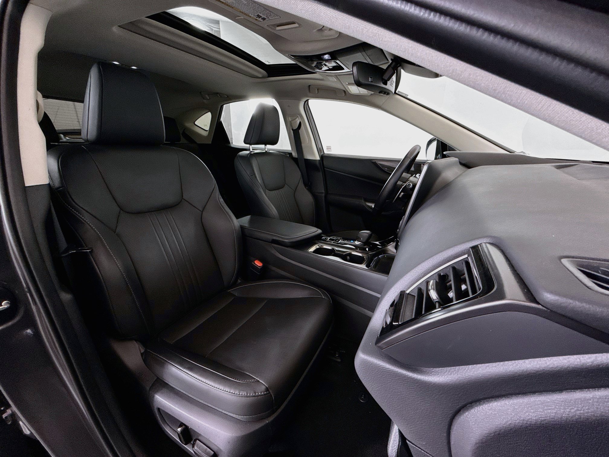Certified 2025 Lexus NX 350h AWD w/ Accessory Package (2T) image 28
