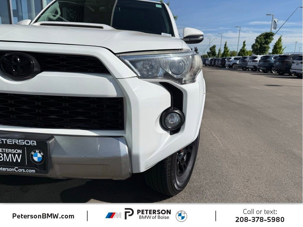 Used 2018 Toyota 4Runner TRD Off-Road Premium AWD/4WD image 31