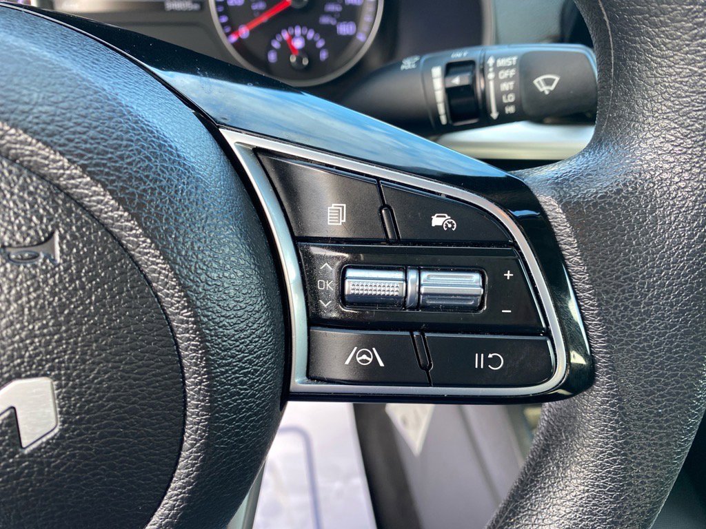 Certified 2023 Kia Forte LXS image 16