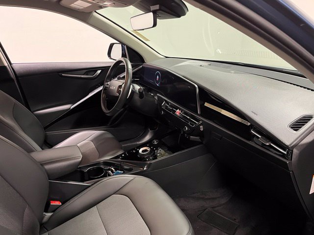 Used 2024 Kia Niro Wind w/ Wind Preserve Package FWD image 11