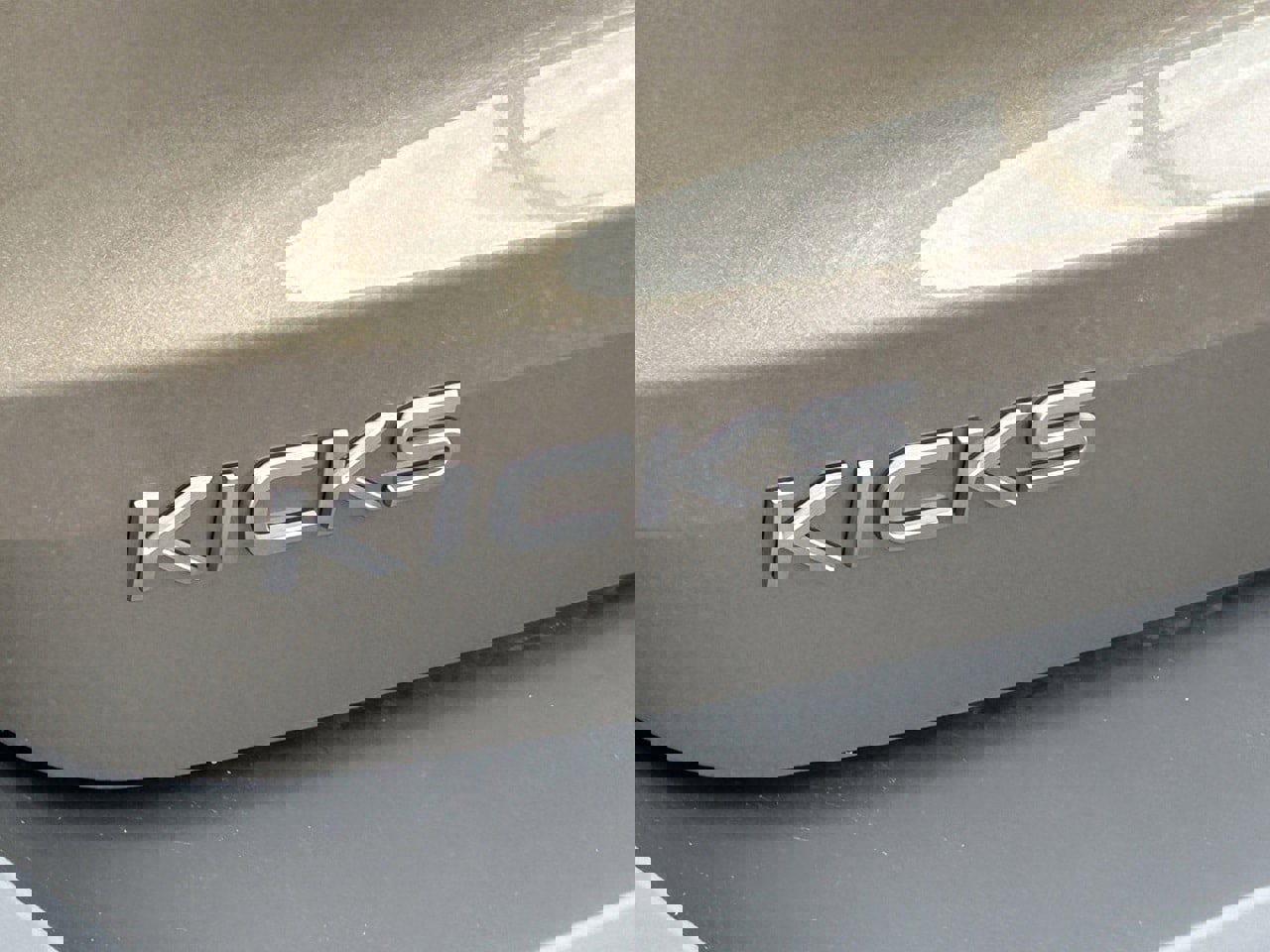 New 2026 Nissan Kicks SV image 9