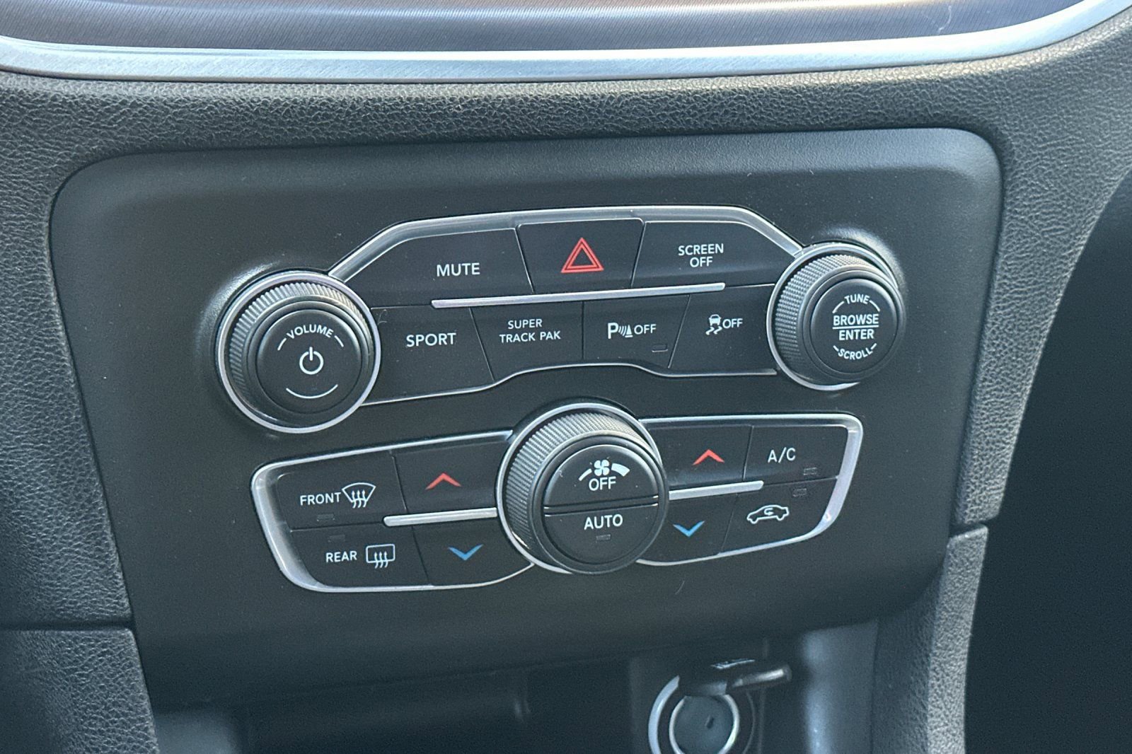 Used 2021 Dodge Charger GT image 24