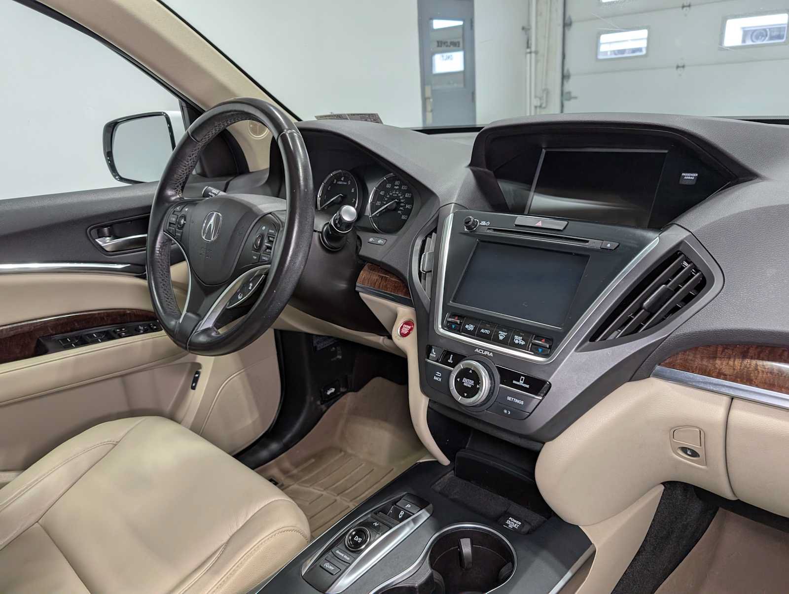 Used 2020 Acura MDX SH-AWD image 41