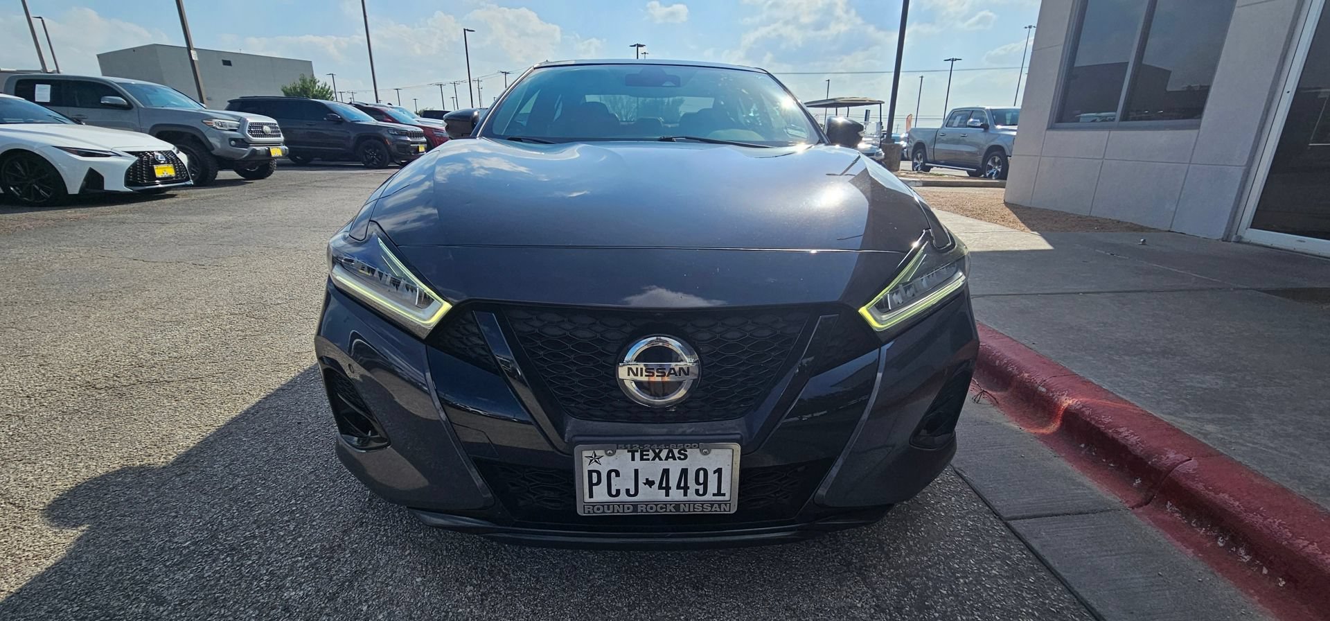 Used 2021 Nissan Maxima Platinum w/ 40th Anniversary Package FWD image 10