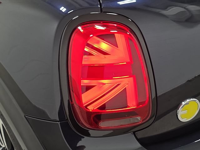 Certified 2024 MINI Cooper SE FWD image 27
