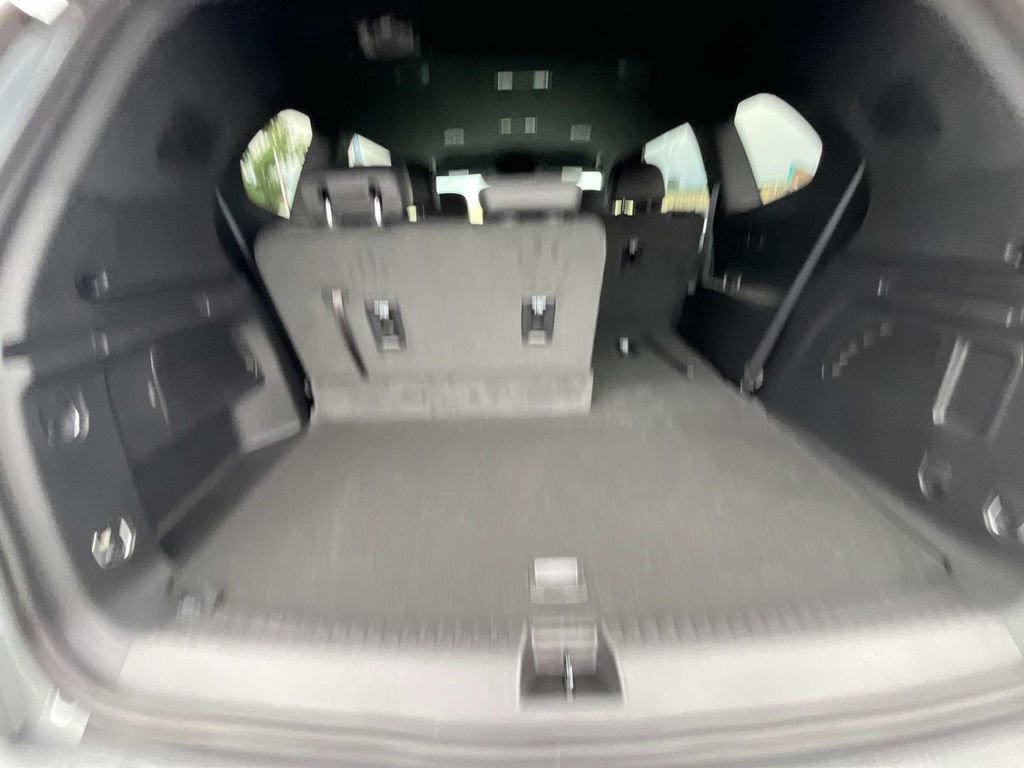 New 2026 GMC Acadia Elevation w/ Elevation Premium Package image 10