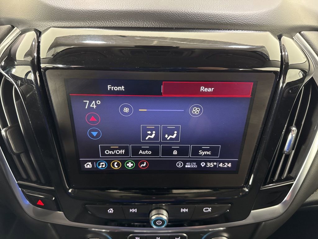 Used 2020 Chevrolet Traverse LT w/ Driver Confidence II Package image 34