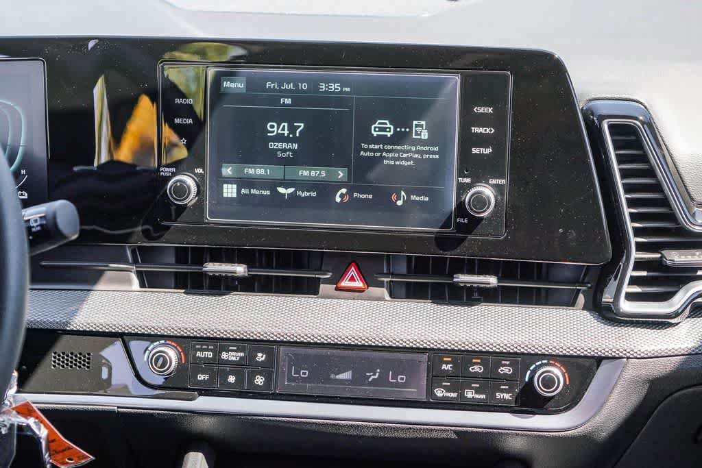 Certified 2025 Kia Sportage LX FWD image 12