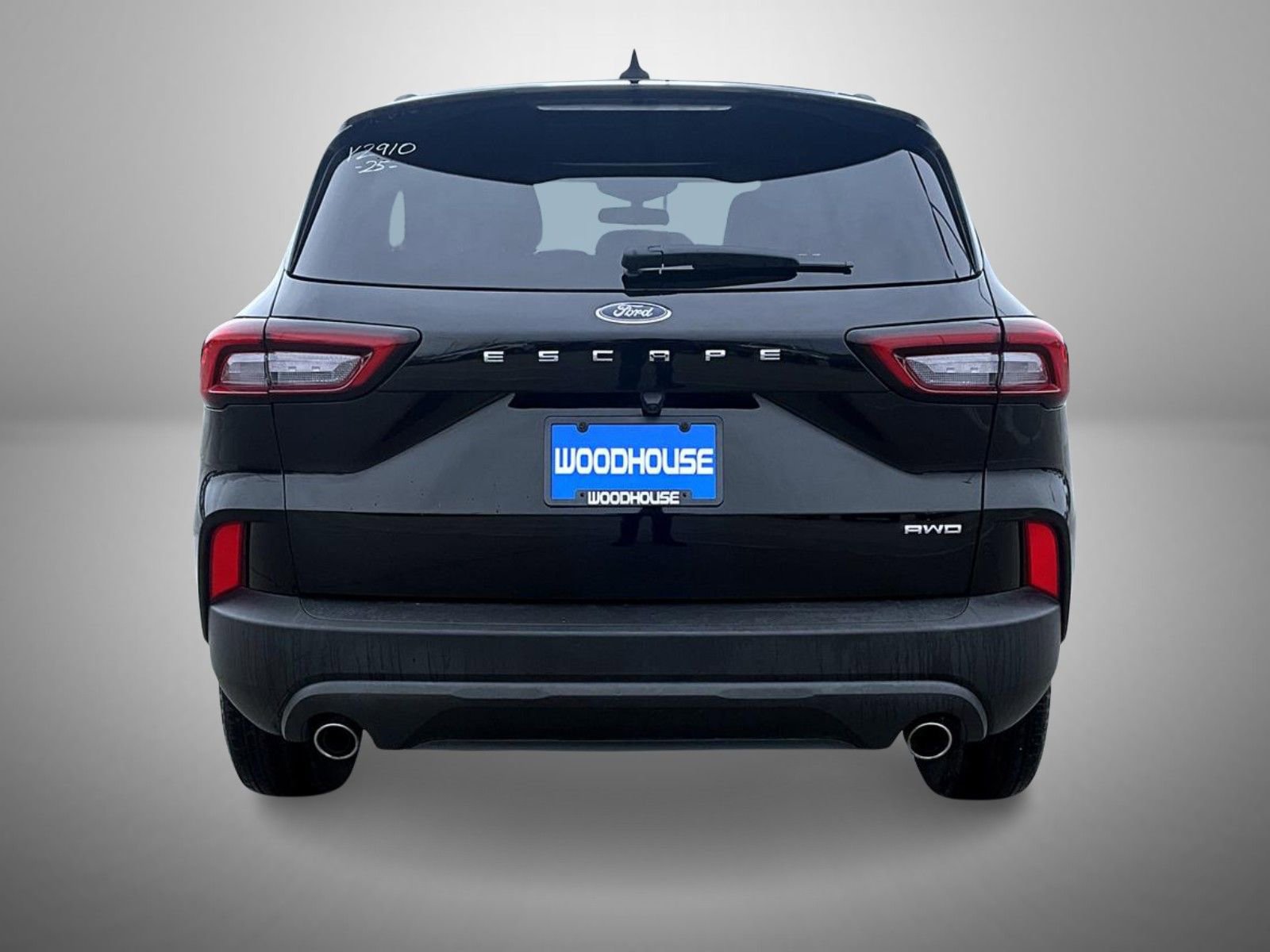 Used 2025 Ford Escape ST-Line image 6