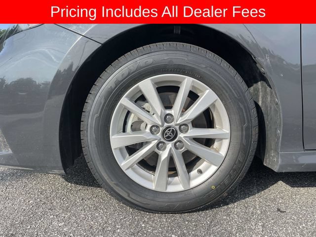 Used 2025 Toyota Camry LE FWD image 9