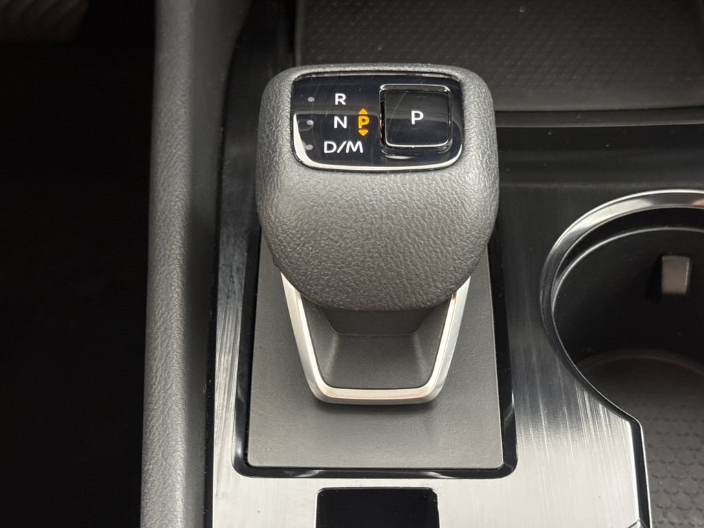 Used 2023 Nissan Rogue SV FWD image 21