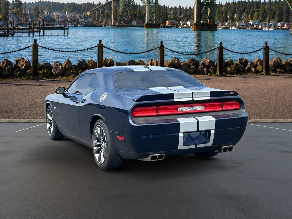 Used 2014 Dodge Challenger SRT8 RWD image 2