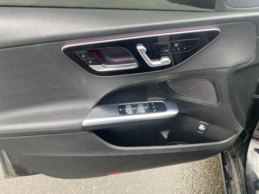 Used 2022 Mercedes-Benz C 300 4MATIC Sedan image 16