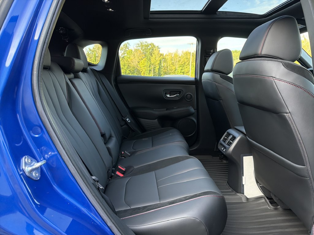 Certified 2025 Acura ADX A-Spec AWD/4WD image 16