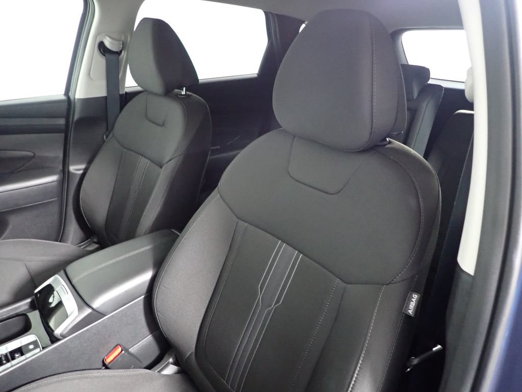 Used 2025 Hyundai Tucson SEL AWD/4WD image 23