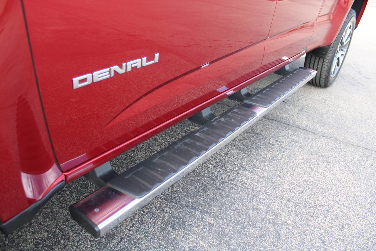 Used 2019 GMC Canyon Denali image 10