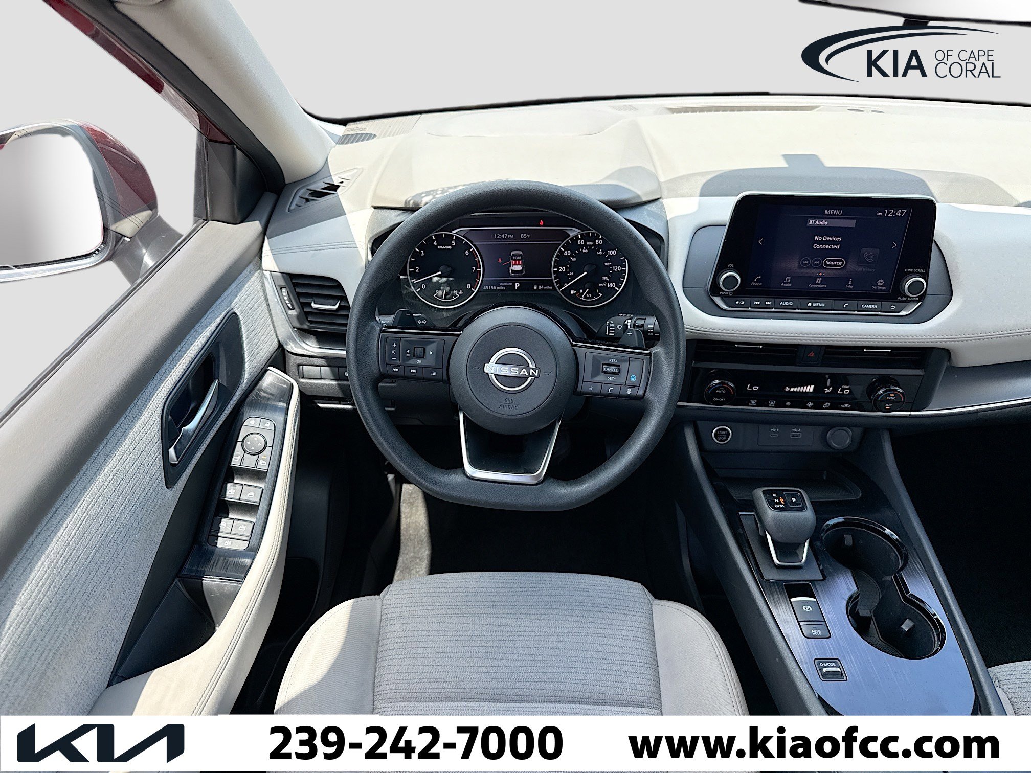 Used 2023 Nissan Rogue SV image 16