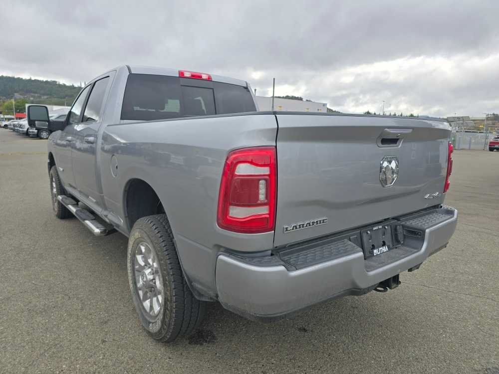 Used 2024 RAM 2500 Laramie w/ Safety Group AWD/4WD image 9