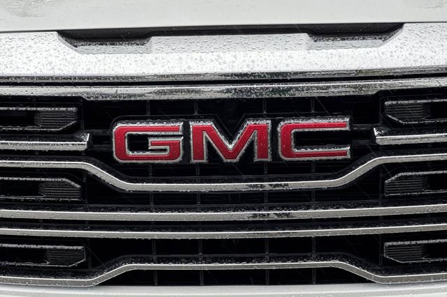 Used 2024 GMC Sierra 1500 SLT image 47