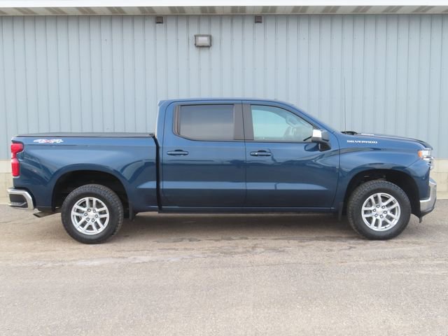 Used 2021 Chevrolet Silverado 1500 LT w/ Convenience Package II image 2